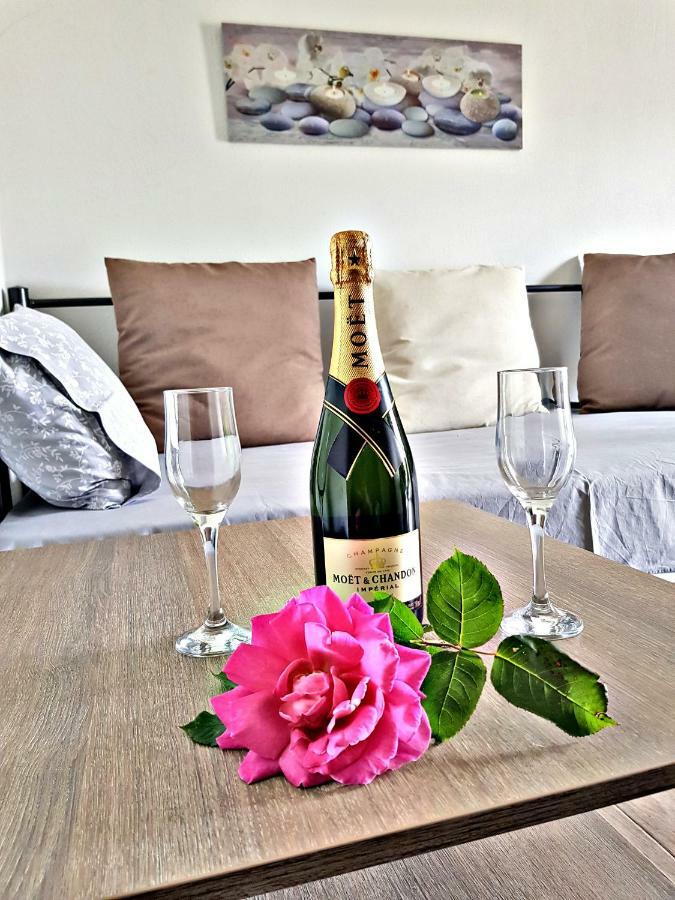 Villa Giannis Apartments Vrasná Zewnętrze zdjęcie